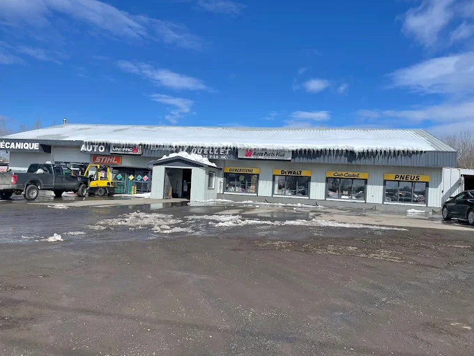 Façade Équipement V. Ouellet et Fils en hiver
